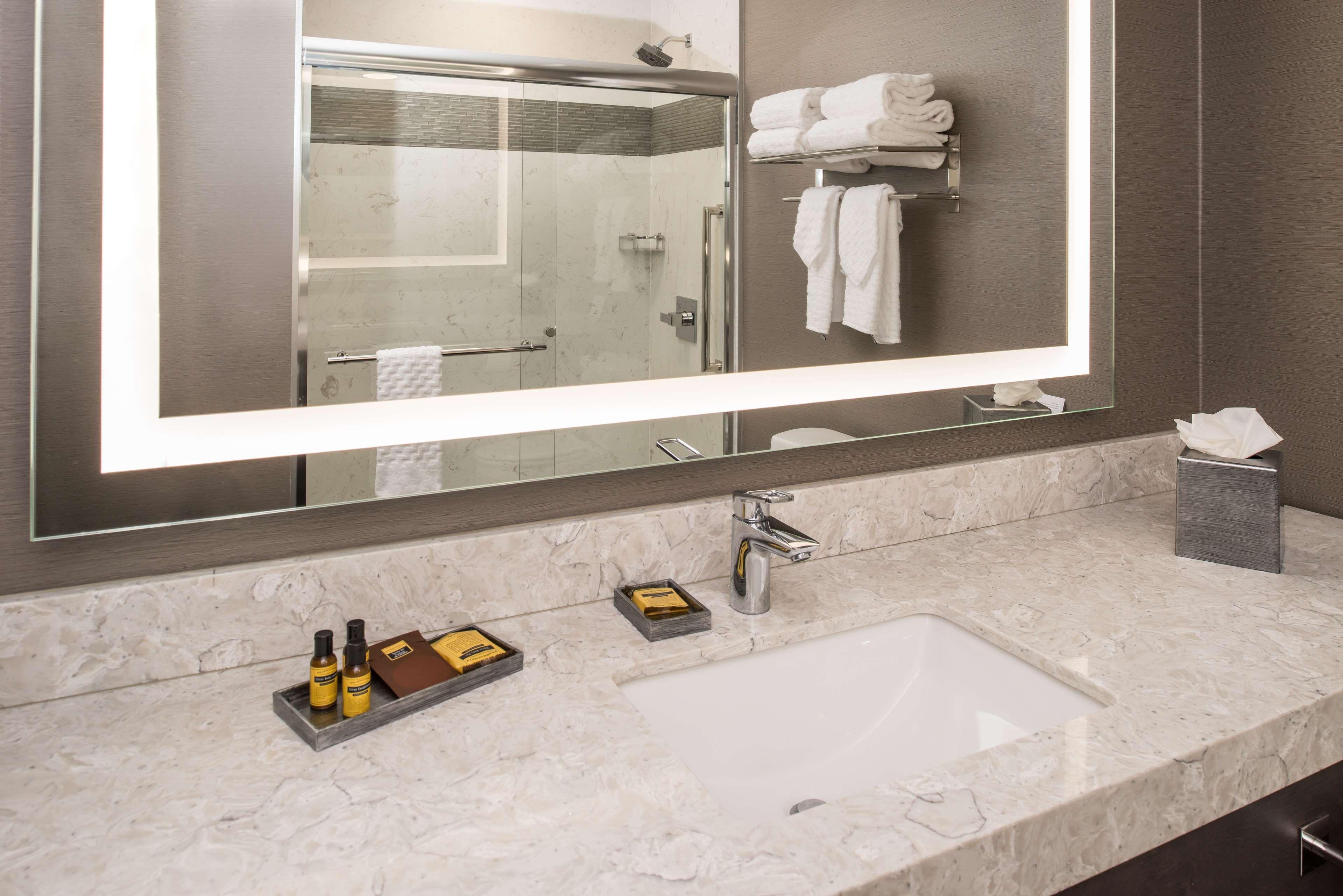 Hotel Western Wine Country & 3*
