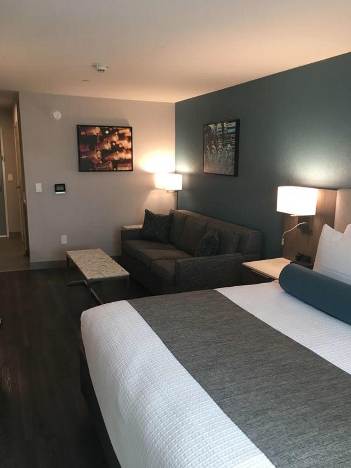 Western Wine Country & 3*