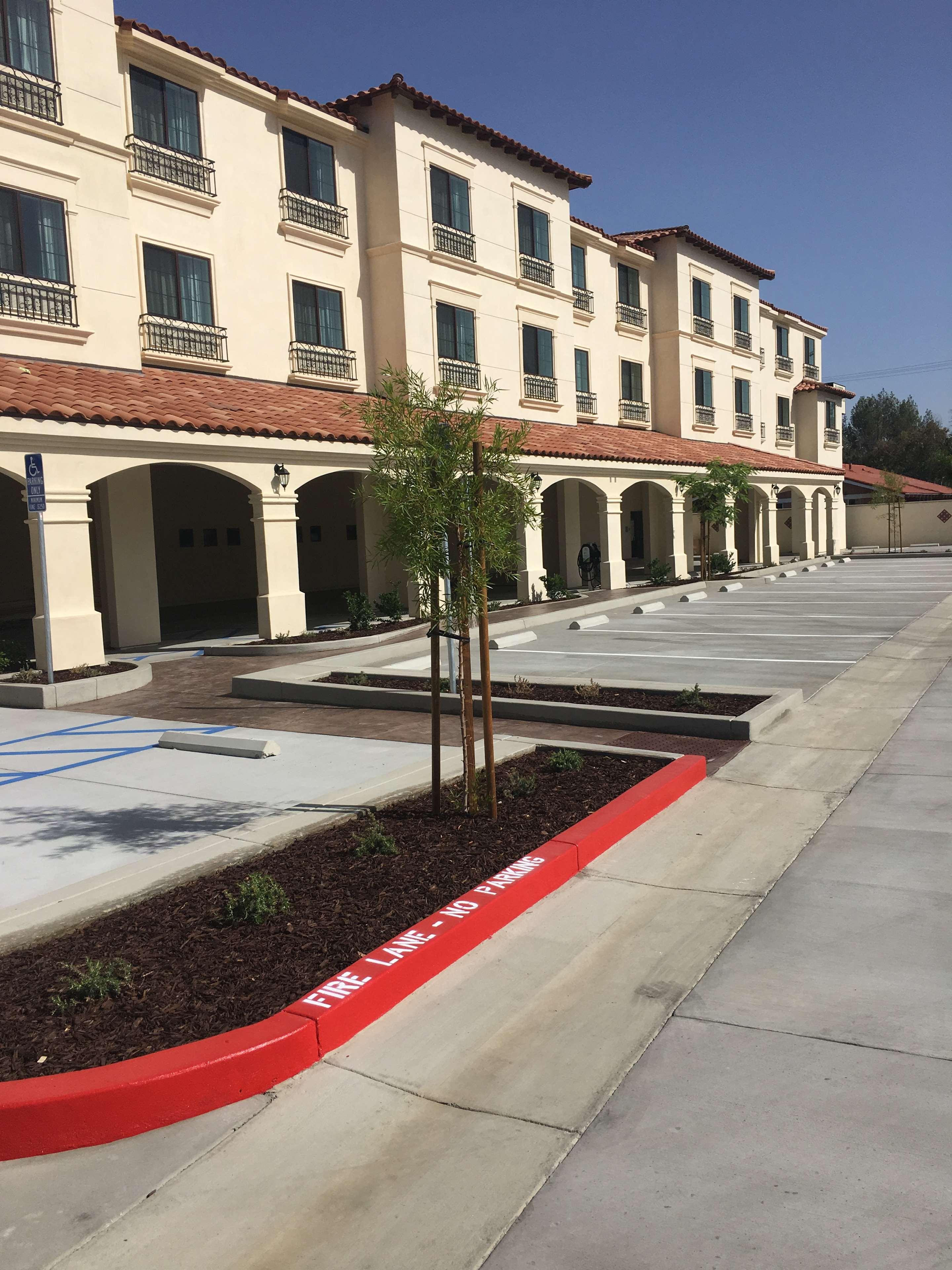 Western Wine Country & Hotel Temecula