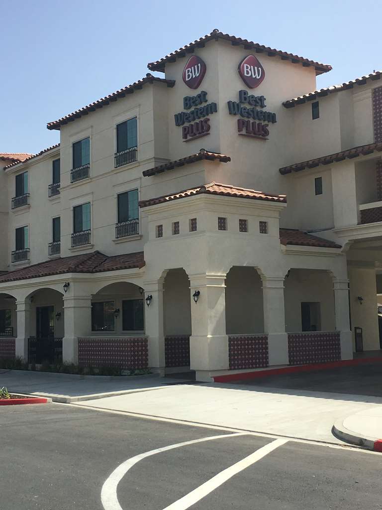 Western Wine Country & Hotel Temecula