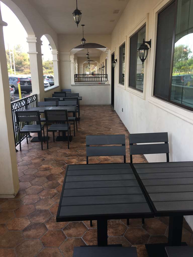 Hotel Western Wine Country &